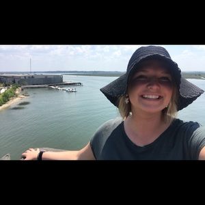 Meet your Posher, Tate